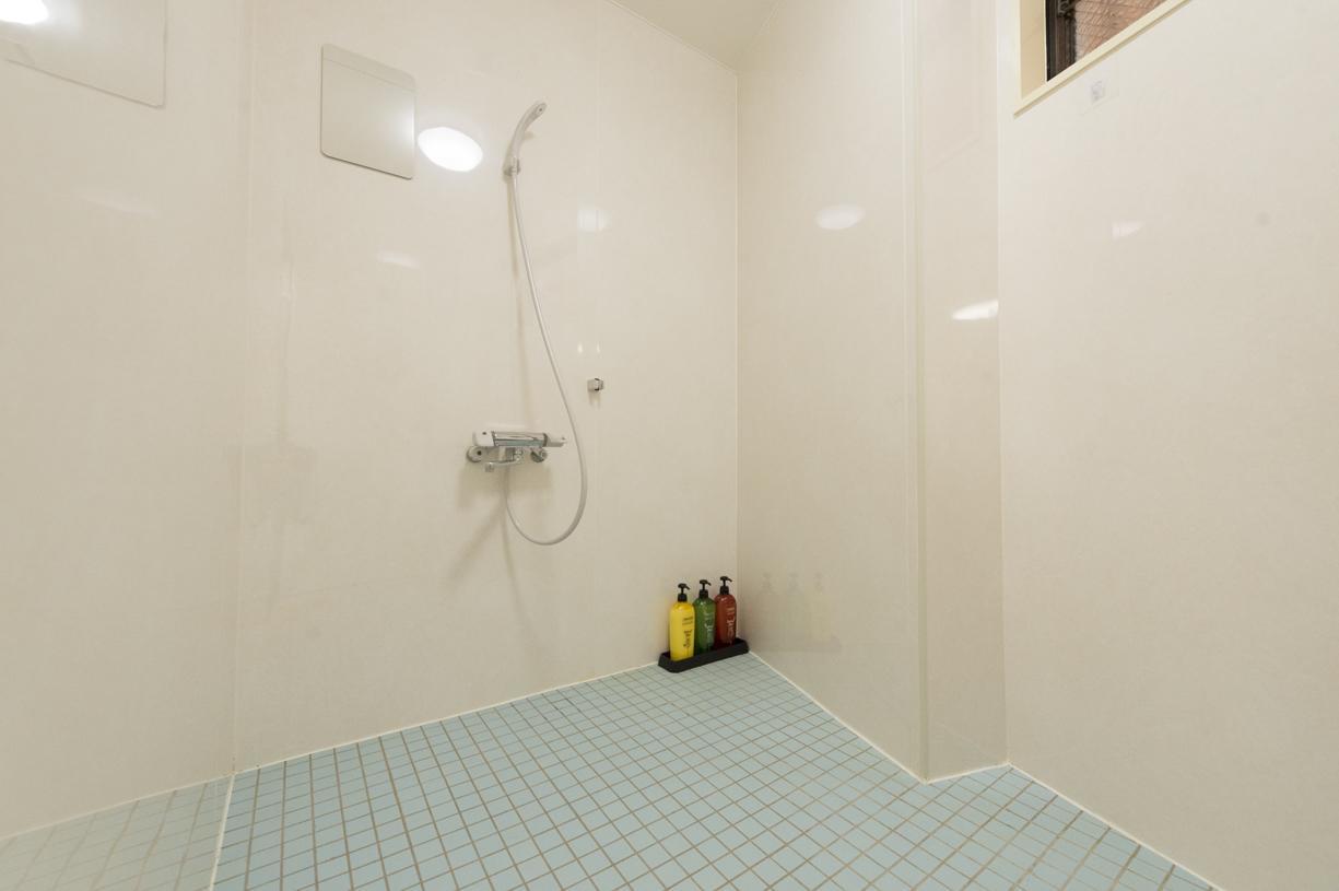 Hostel Maxi Alpa Naha Exteriér fotografie